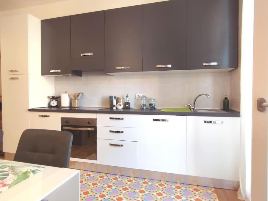 Apartamento A Ca' Du Barba Ale La Spezia Exterior foto